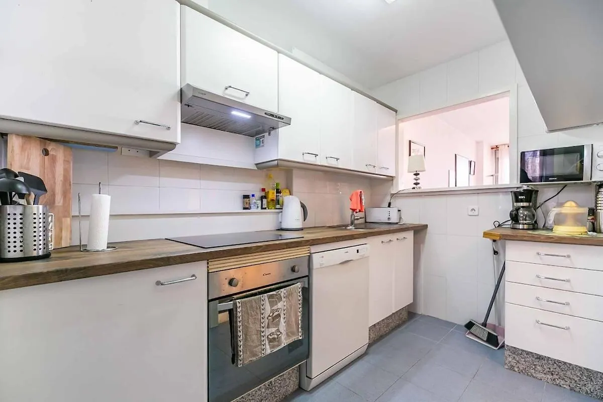 132 - Charming Apartment With Sea Views, Fuengirola! スペイン