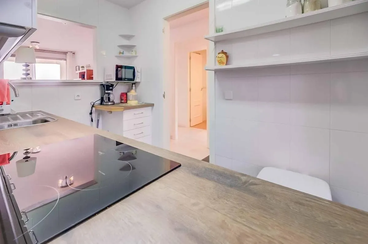 132 - Charming Apartment With Sea Views, Fuengirola!