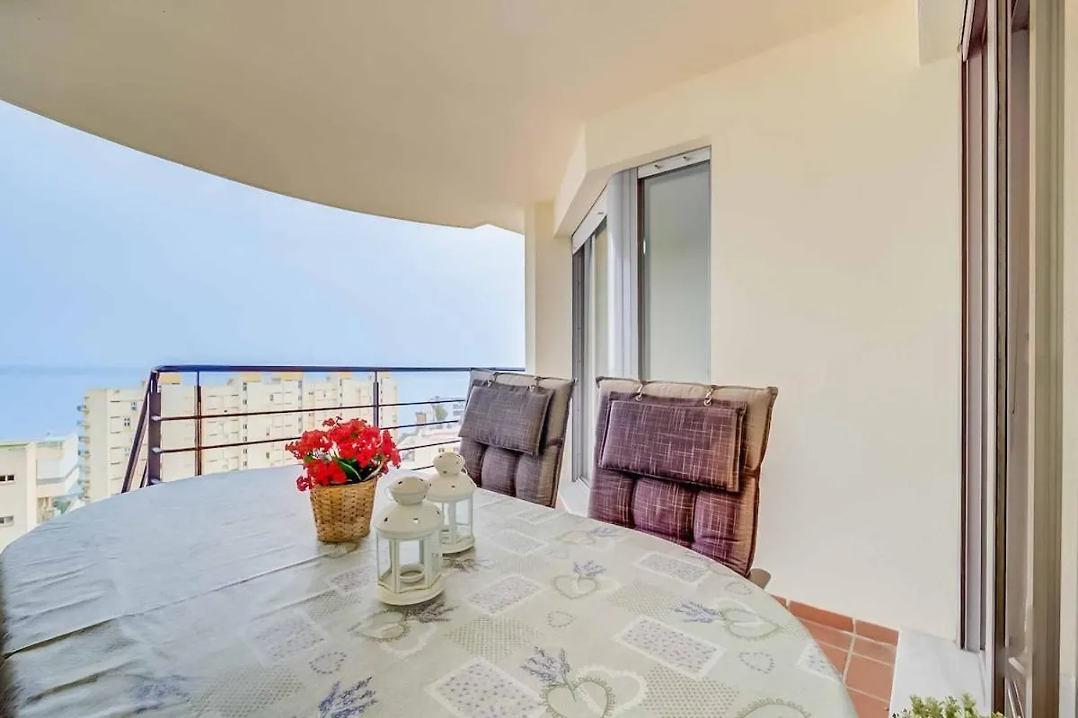 132 - Charming Apartment With Sea Views, Fuengirola!